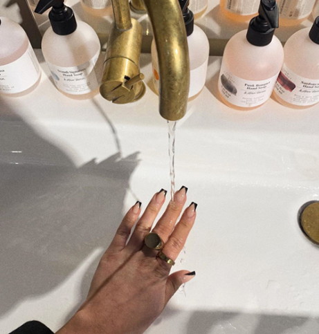 blog-hands blog-hands